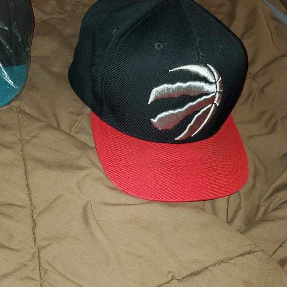 Raptors Hat Snapback - Picture 2 of 2